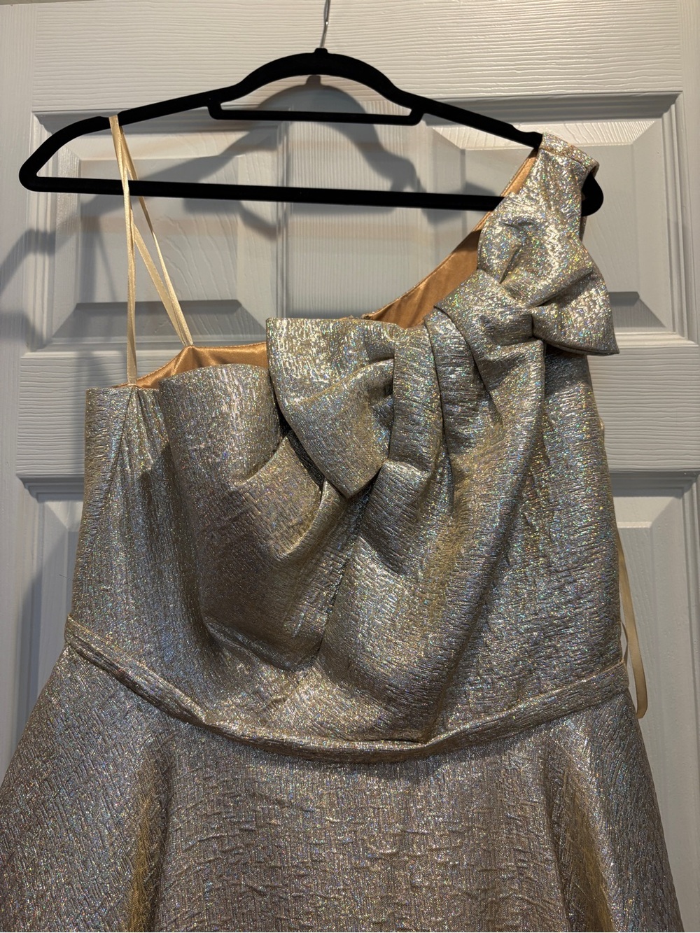 Mac Duggal Metallic Gold One-Shoulder Bow Evening Gown - Picture 2 of 5